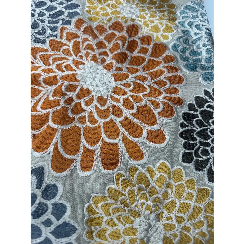 CRATE & BARREL FLORAL (1) STANDARD PILLOWCASES Linen Blend 18 X 18 Isabel